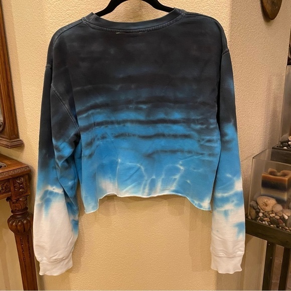 STUSSY N•4 Women Blue Tie Dye Cropped Cut Off Sweater Size Large *Rare* - Picture 4 of 8
